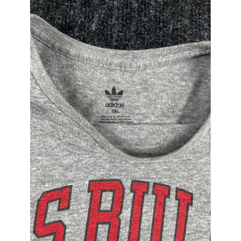 Adidas Chicago Bulls Los Bulls T-Shirt Mens 2XL Gray Noches Ene-Be-A Tee NBA - Picture 4 of 4